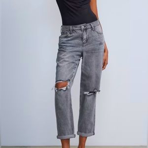 Curvy High-Waisted Boyfriend Jeans - Grey